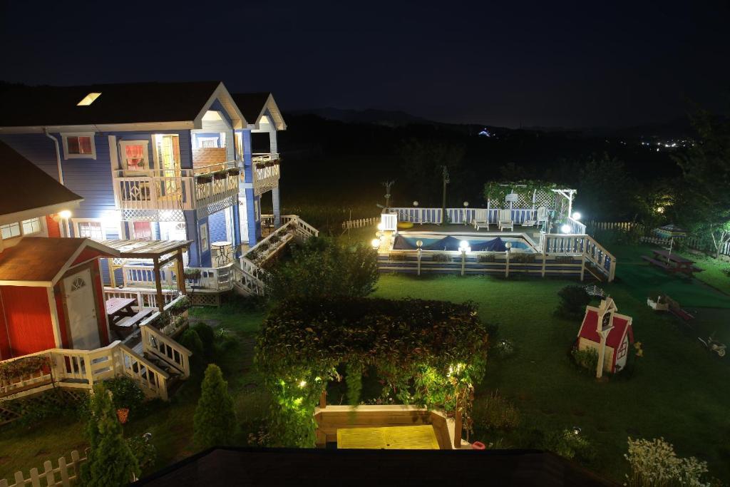 Polaris Tourist Pension Gyeongju Bagian luar foto