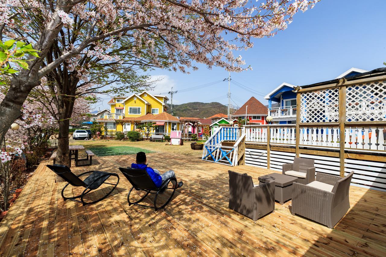 Polaris Tourist Pension Gyeongju Bagian luar foto