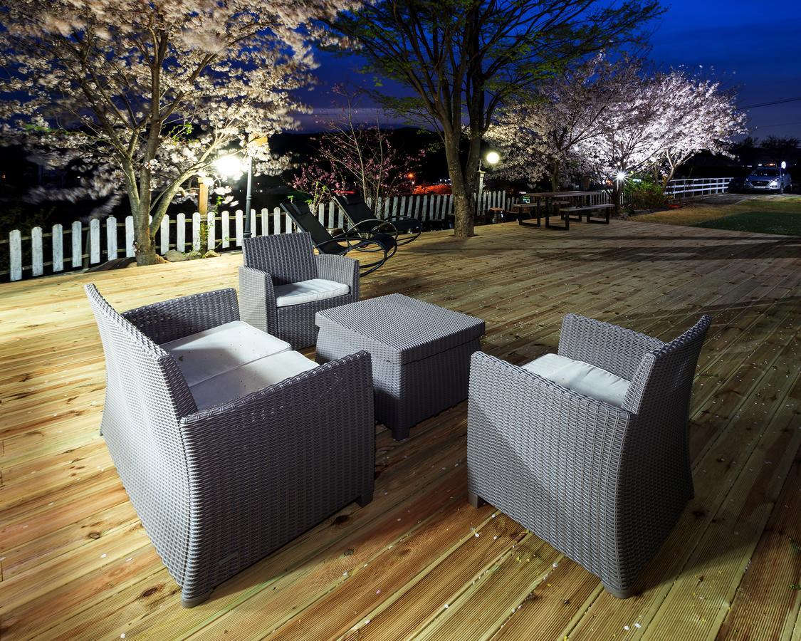 Polaris Tourist Pension Gyeongju Bagian luar foto
