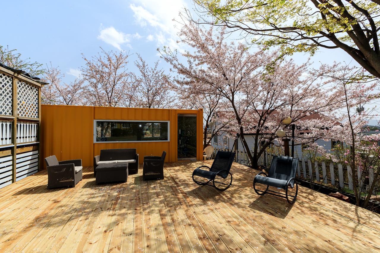Polaris Tourist Pension Gyeongju Bagian luar foto