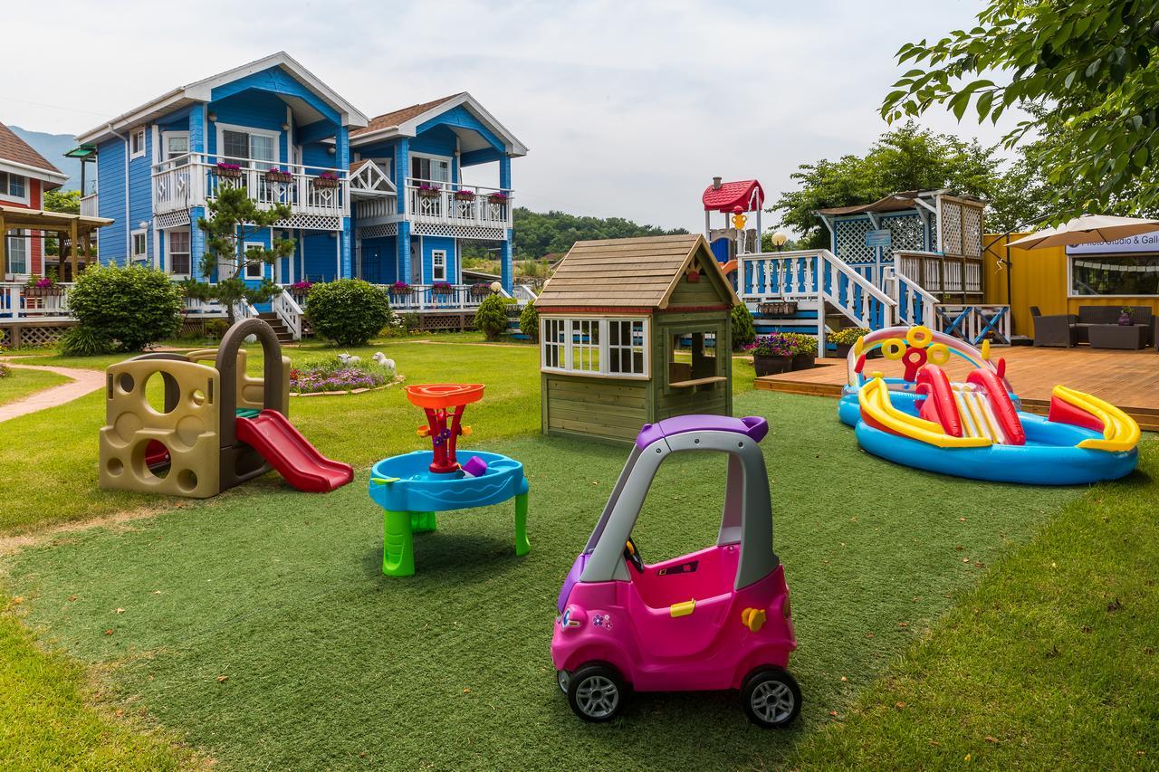 Polaris Tourist Pension Gyeongju Bagian luar foto