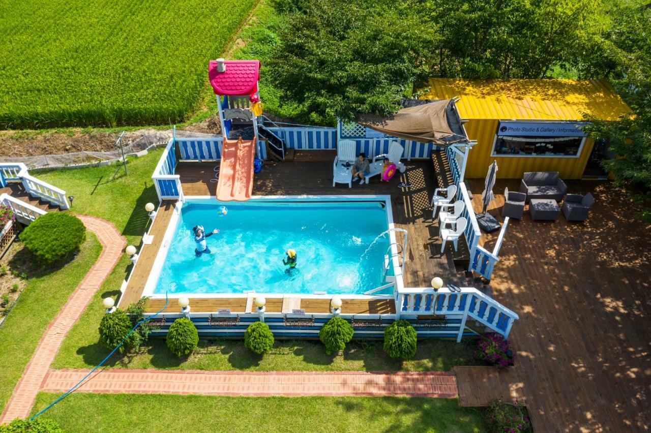 Polaris Tourist Pension Gyeongju Bagian luar foto